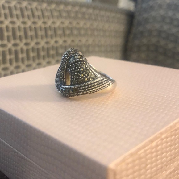 Judith Jack SS Marcasite ring size 7.5 - Picture 2 of 5